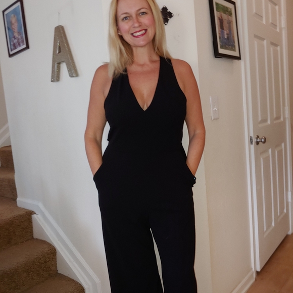 Meet your Posher! - Picture 5 of 16